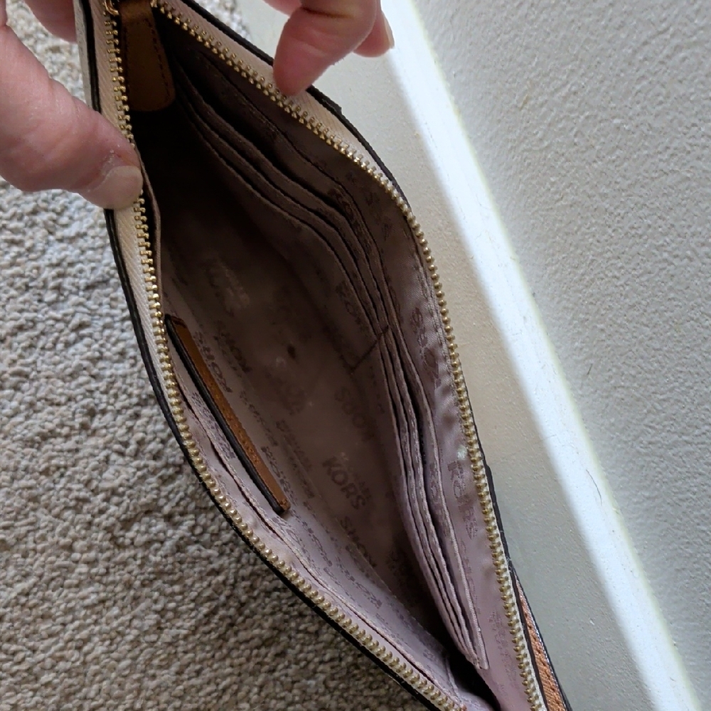 Michael Kors Cream and Gold Logo Wristlet Clutch - Picture 3 of 4